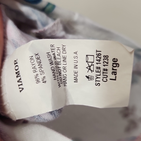 Viamor Floral Top Size Large NWT - Picture 5 of 6